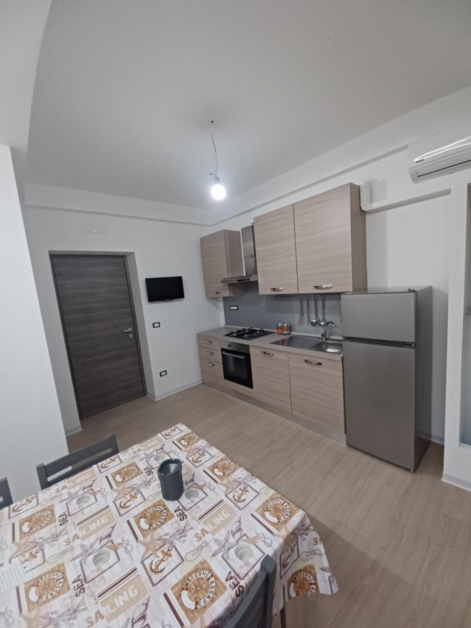 Villa Temesa Campora San Giovanni Ruang foto